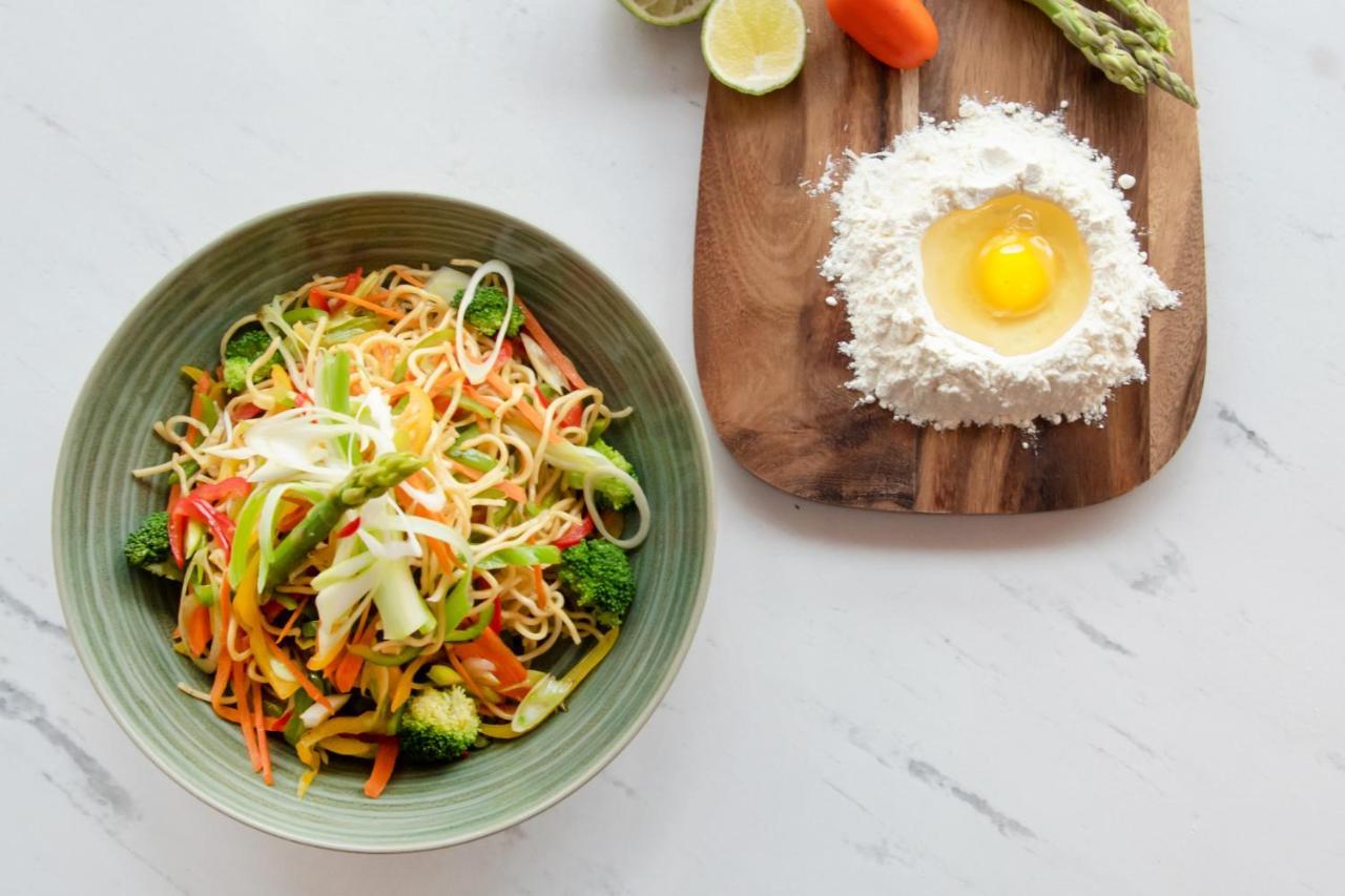Swissotel Living Dzsidda Kültér fotó Egg foo young