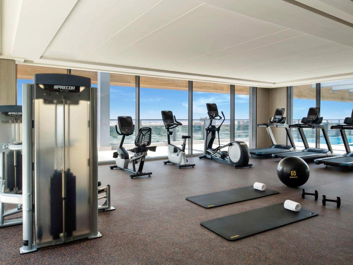 Swissotel Living Dzsidda Kültér fotó The gym at the hotel