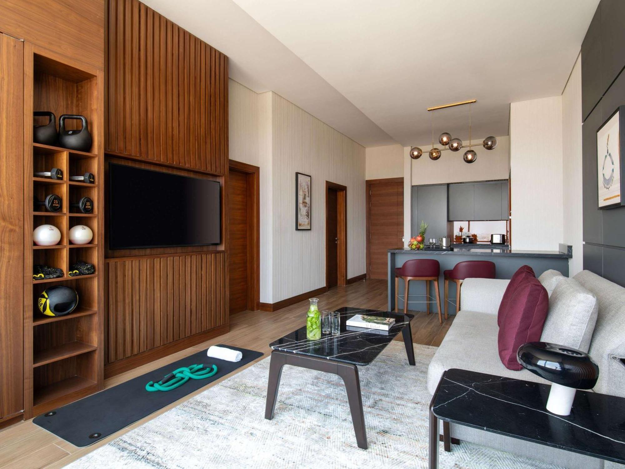Swissotel Living Dzsidda Kültér fotó The interior of a typical apartment at The Standard East Village